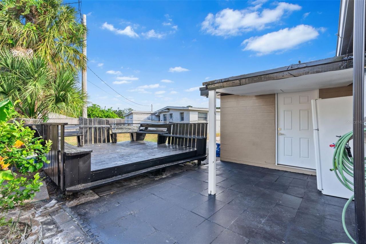 429 55th Avenue Ne, Saint Petersburg, FL 33703 Photo