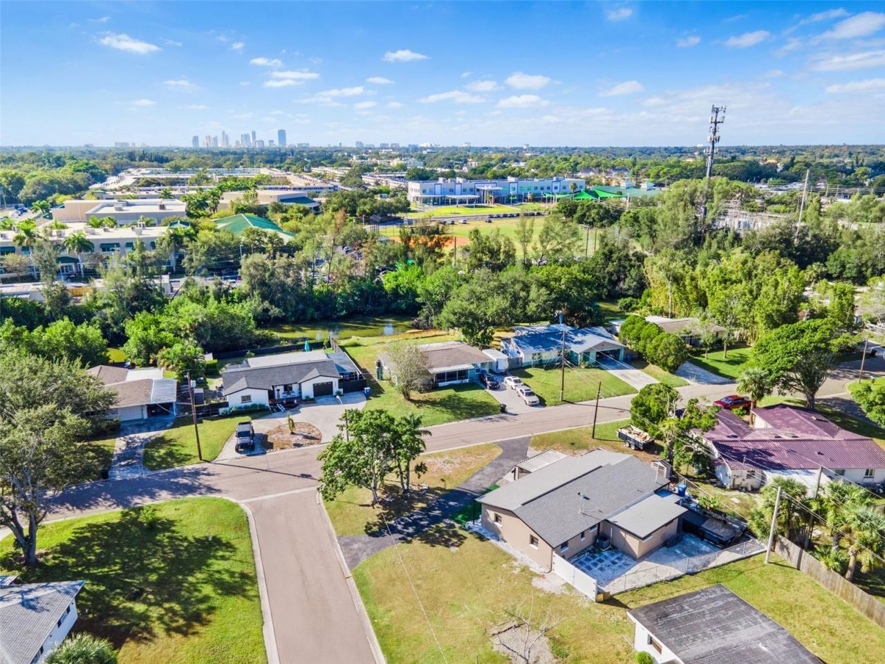 429 55th Avenue Ne, Saint Petersburg, FL 33703 Photo