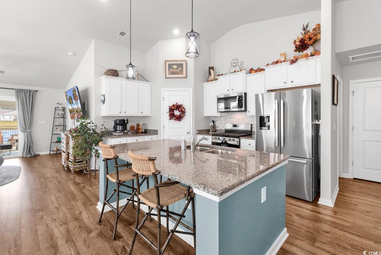 1543 Jardine Loop Photo 10