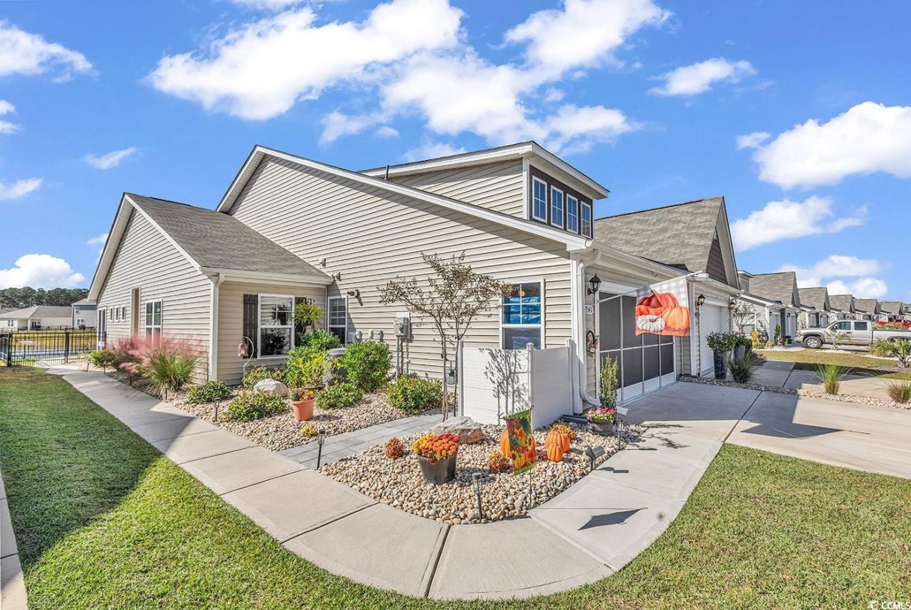 1543 Jardine Loop Photo 2