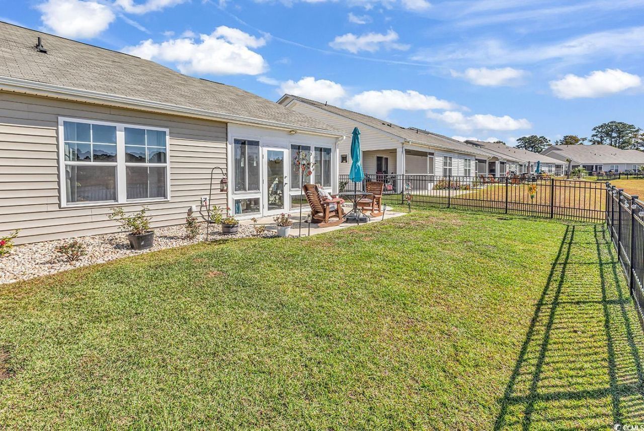 1543 Jardine Loop Photo 29