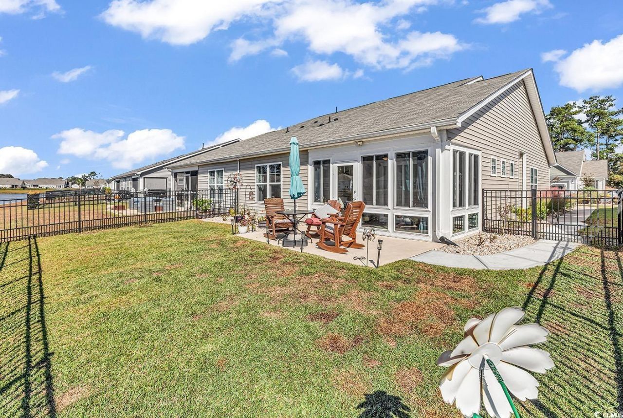 1543 Jardine Loop Photo 5