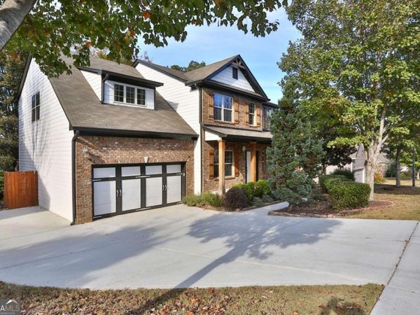 2560 Olney Falls Drive, Braselton, GA 30517