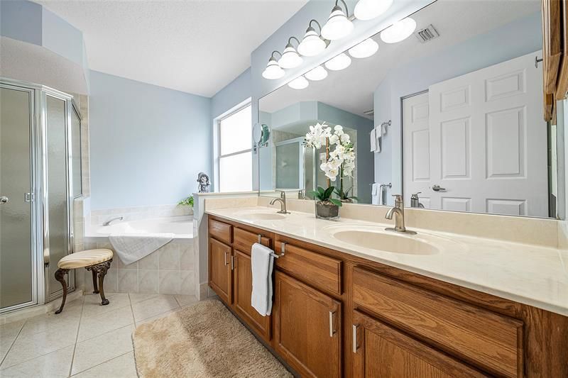 153 Kapok Cres, Royal Palm Beach, FL 33411 Photo