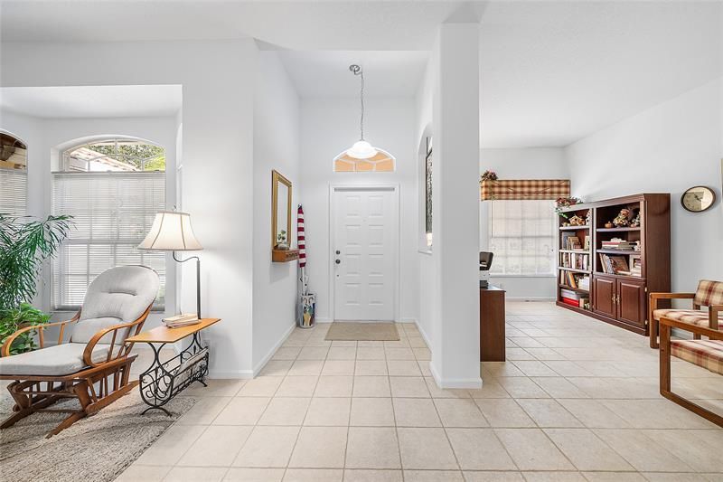 153 Kapok Cres, Royal Palm Beach, FL 33411 Photo