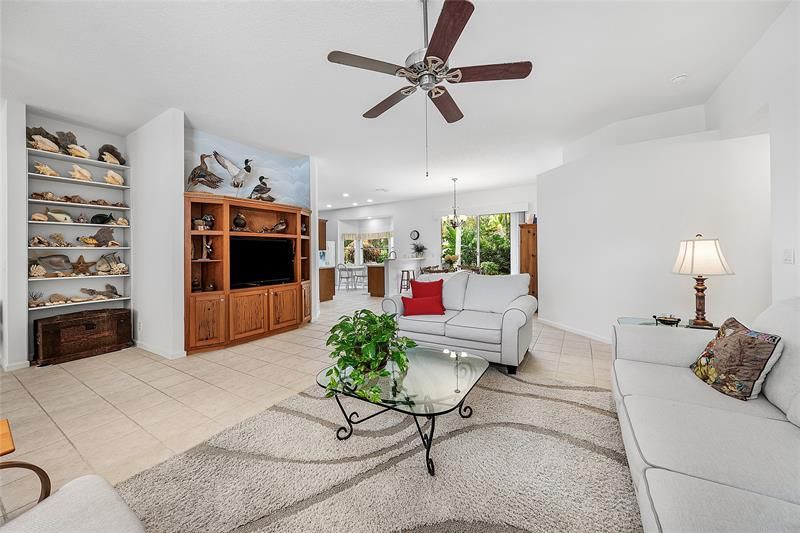 153 Kapok Cres, Royal Palm Beach, FL 33411 Photo