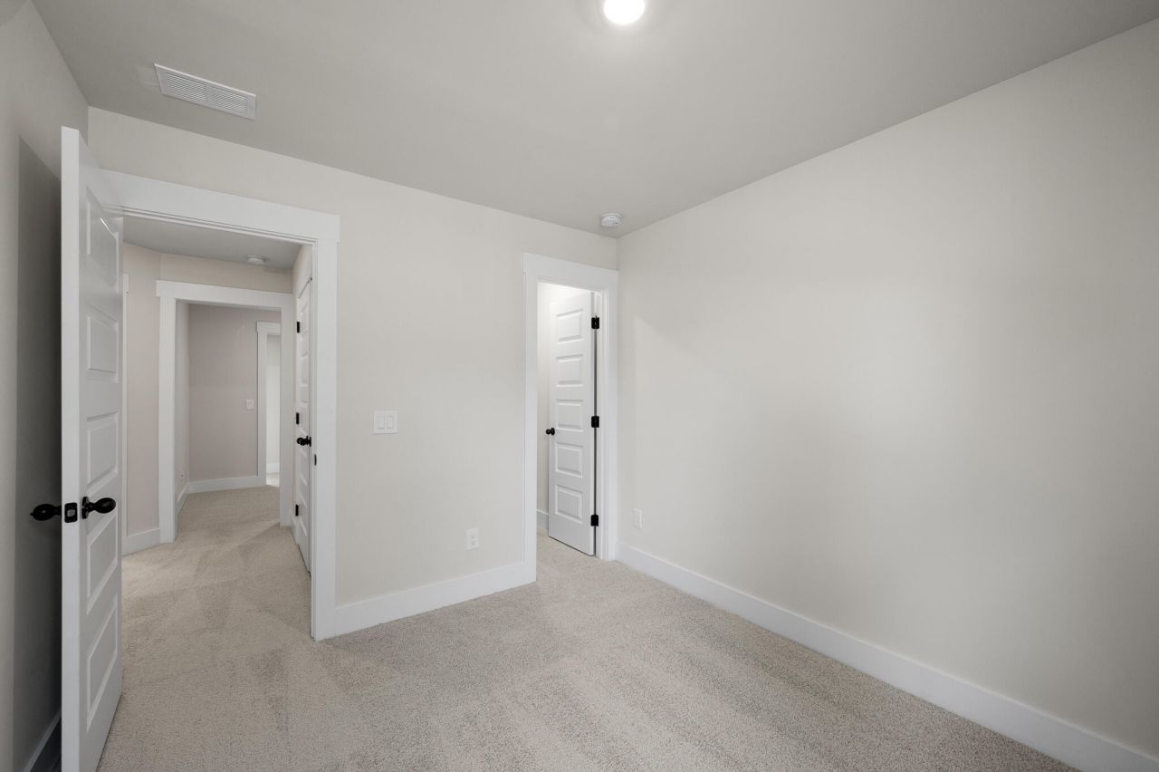 308 Bremerton Drive Photo 23