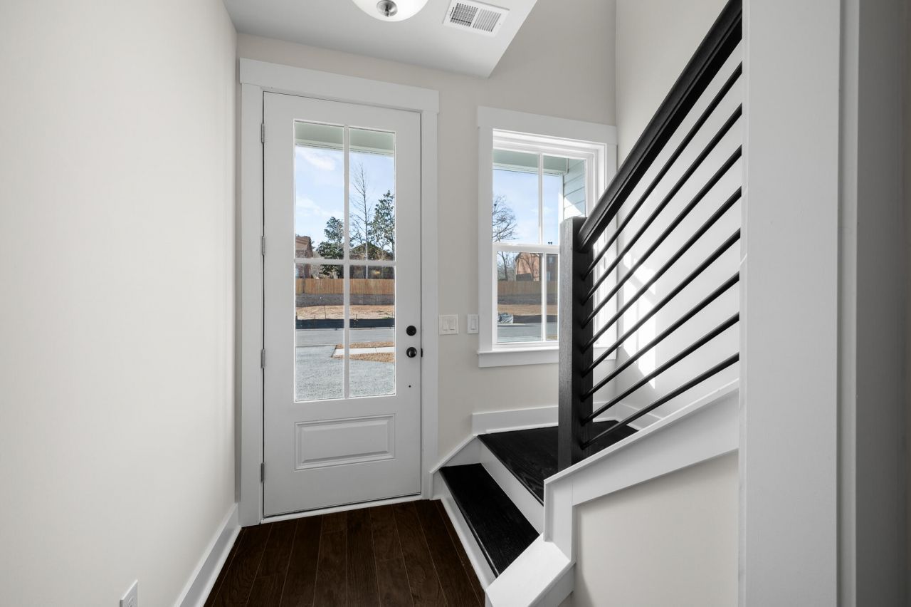 308 Bremerton Drive Photo 4