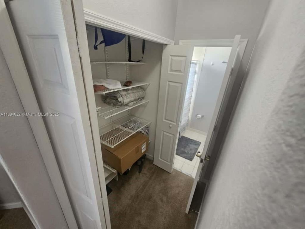 5483 NW 112th Pl, Doral, FL 33178 Photo