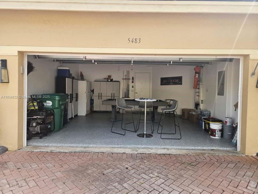 5483 NW 112th Pl, Doral, FL 33178 Photo