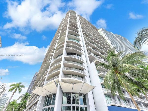 690 SW 1st Court, Unit 1008, Miami, FL 33130