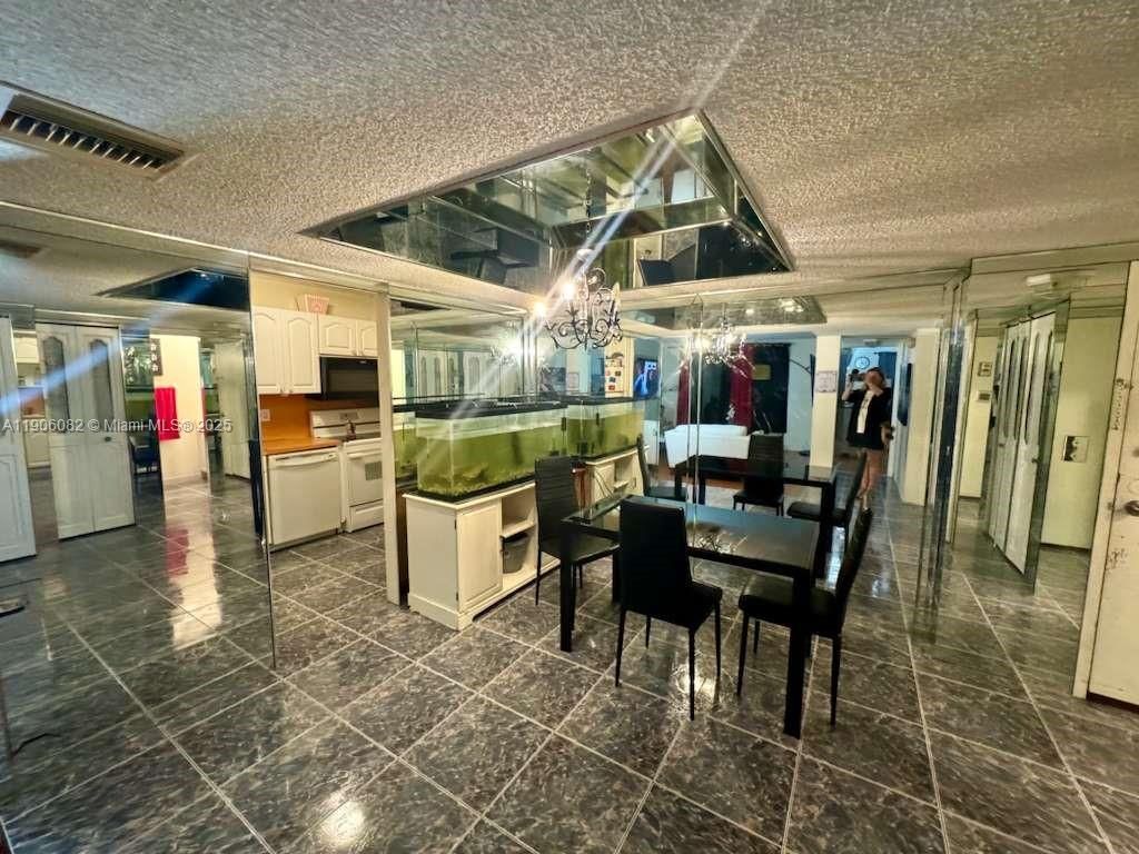 3730 Inverrary Dr, Unit 3B, Lauderhill, FL 33319 Photo