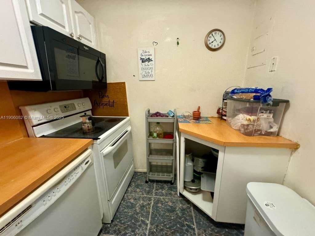 3730 Inverrary Dr, Unit 3B, Lauderhill, FL 33319 Photo