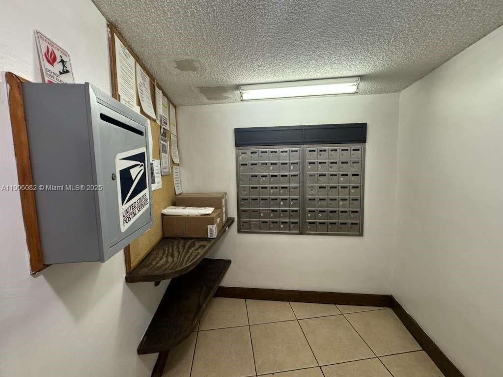 3730 Inverrary Dr, Unit 3B, Lauderhill, FL 33319 Photo