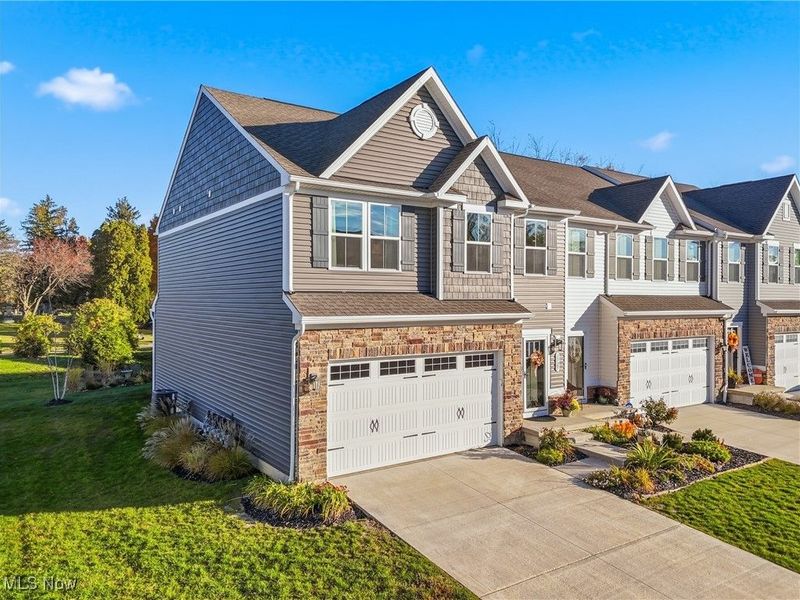 1525 Spruce Hill Drive, Stow, OH 44224 Photo 3