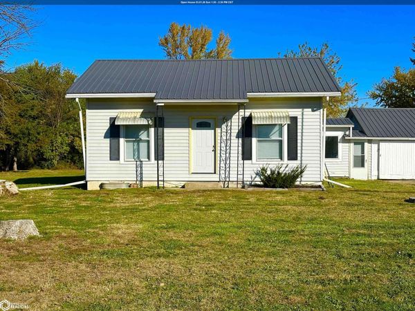 1551 200Th Street, Batavia, IA 52533