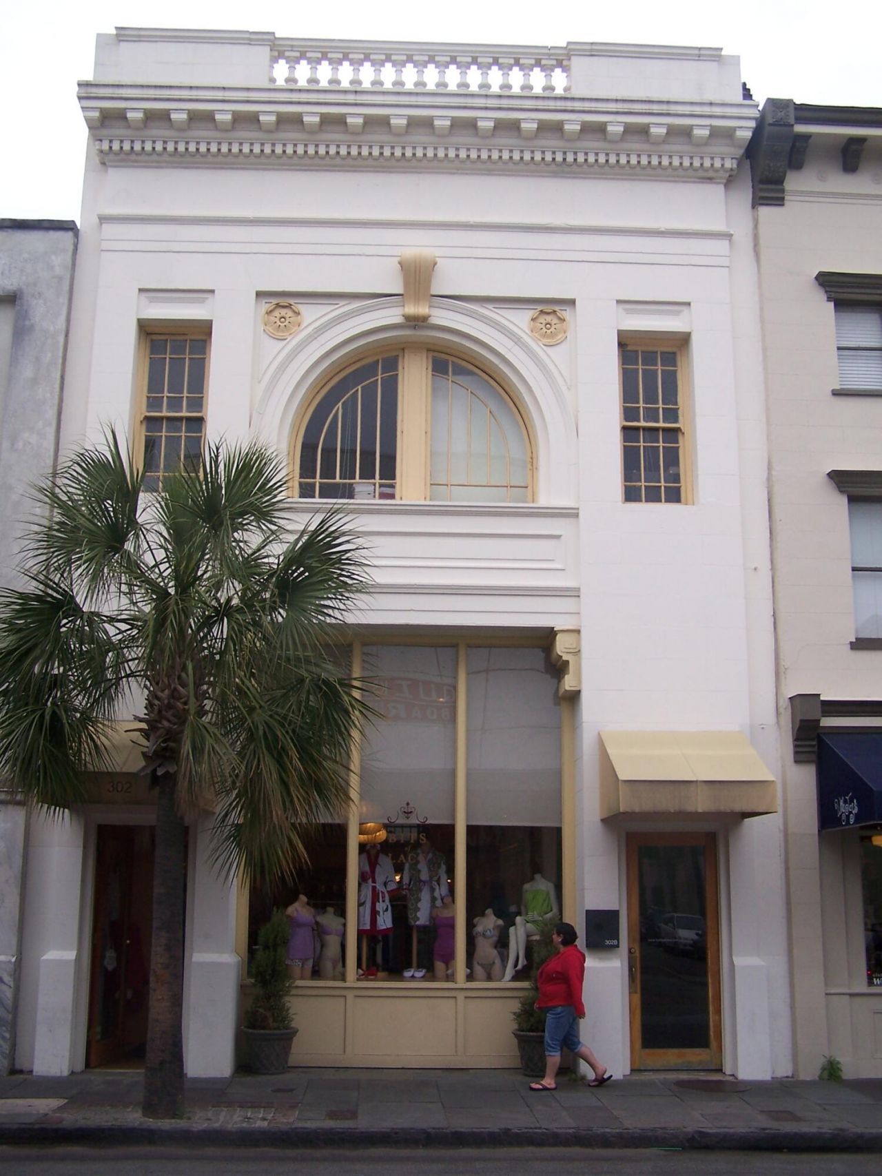 302 King Street Photo 6