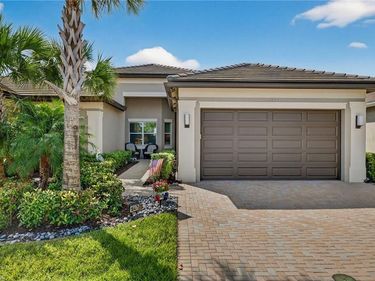 16475 Orinda WAY, BONITA SPRINGS, FL 34135
