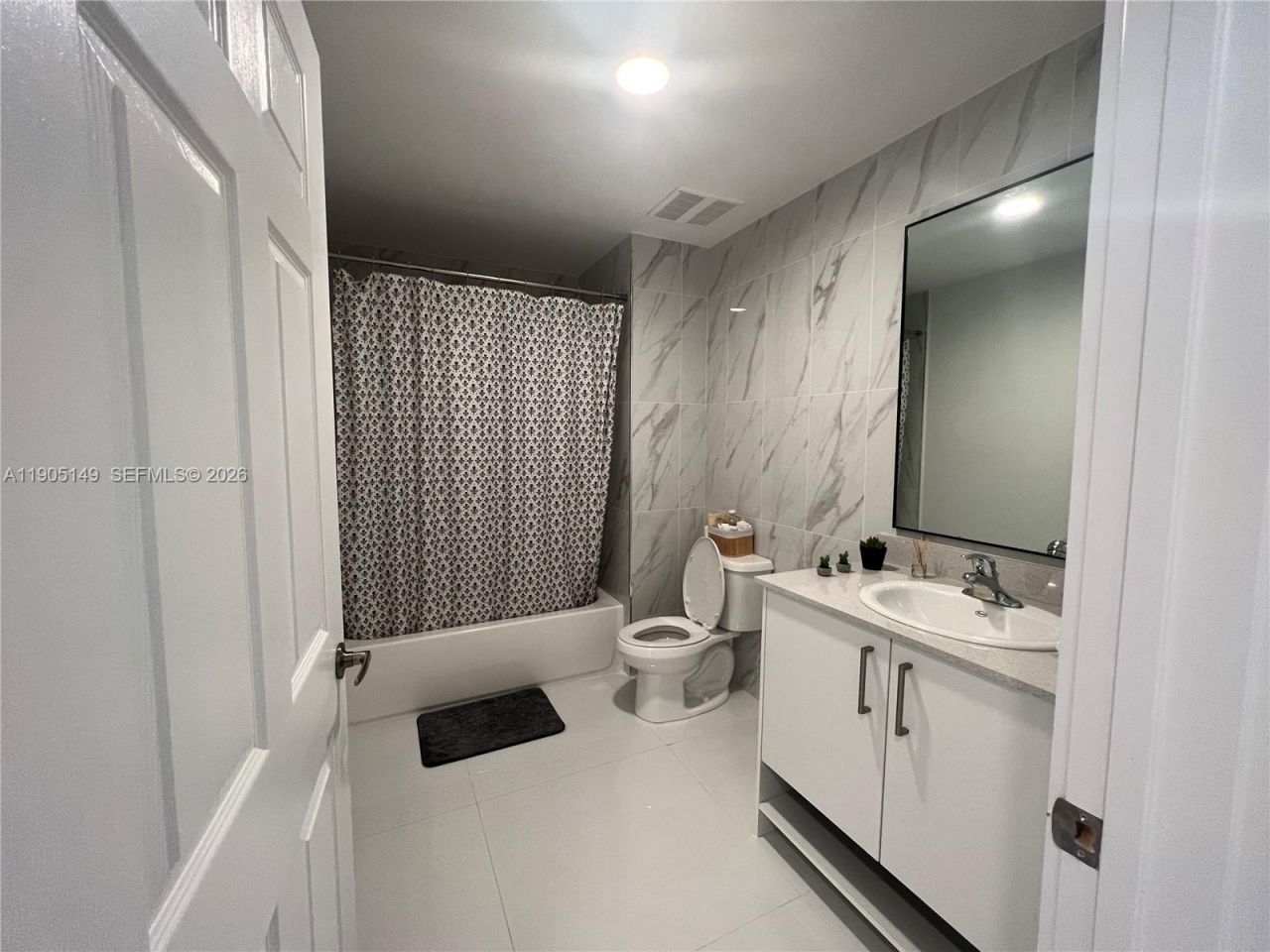 10950 NW 82nd St, Unit 420, Doral, FL 33178 Photo