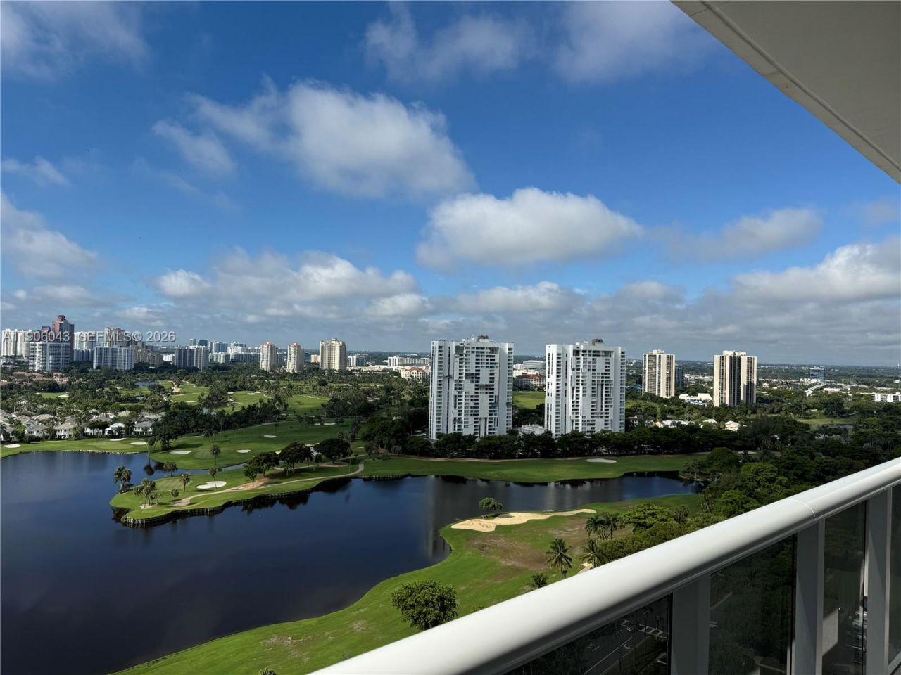 3675 N Country Club Dr, Unit 2606, Aventura, FL 33180 Photo