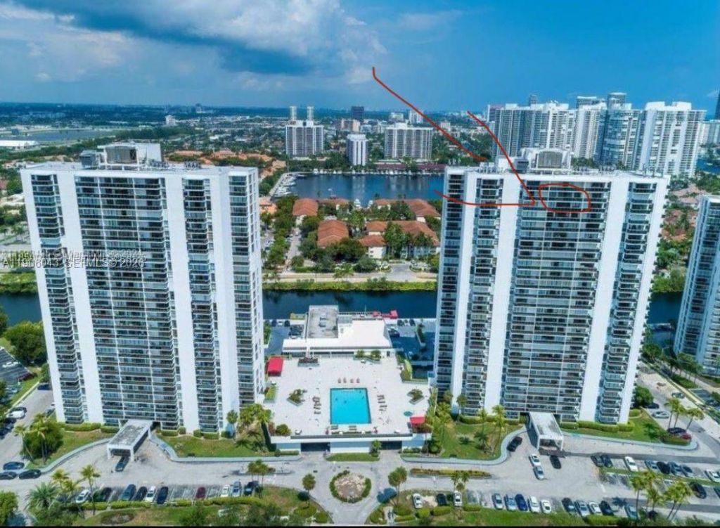 3675 N Country Club Dr, Unit 2606, Aventura, FL 33180 Photo