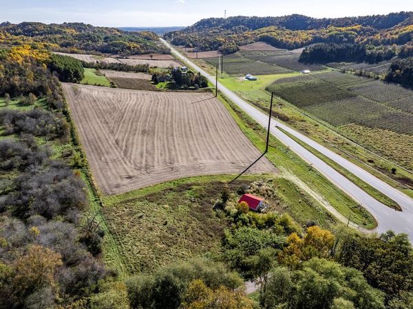 N16450 Hilltop LANE, Galesville, WI 54630