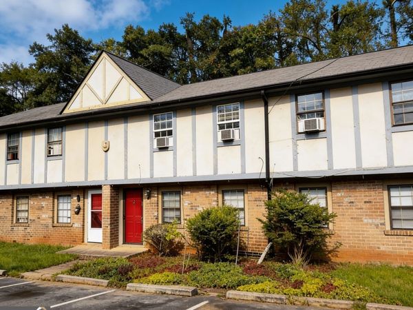 1150 Rankin Street, Unit 4J, Stone Mountain, GA 30083