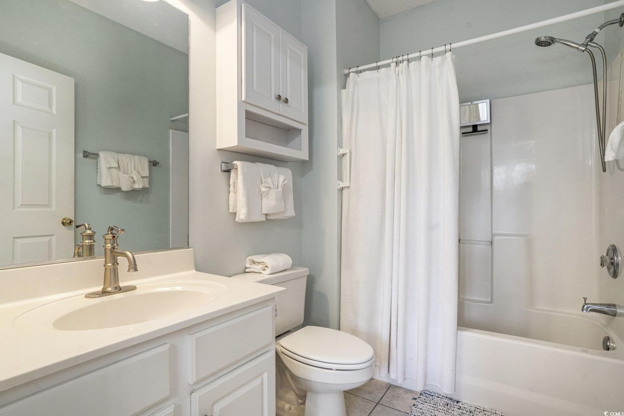 5801 Oyster Catcher Dr. Photo 19