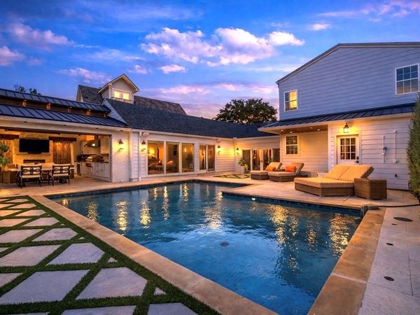 3913 Hamilton Avenue, Fort Worth, TX 76107