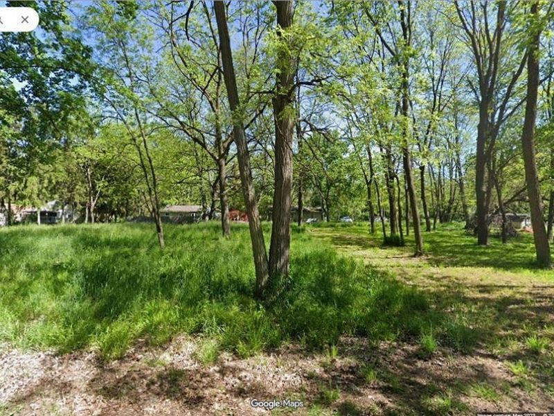 35931 Woodland Drive, Eastlake, OH 44095 Photo 2