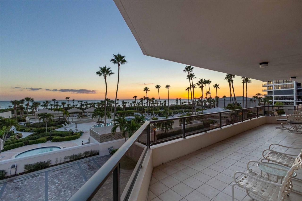 545 Sanctuary Drive, Unit B204, Longboat Key, FL 34228 Photo