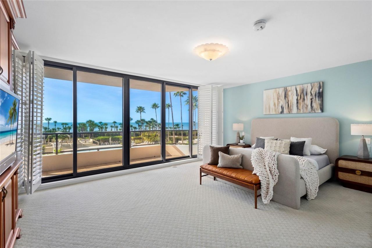 545 Sanctuary Drive, Unit B204, Longboat Key, FL 34228 Photo