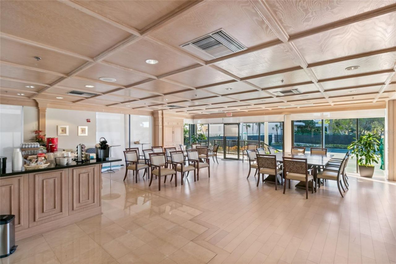 545 Sanctuary Drive, Unit B204, Longboat Key, FL 34228 Photo