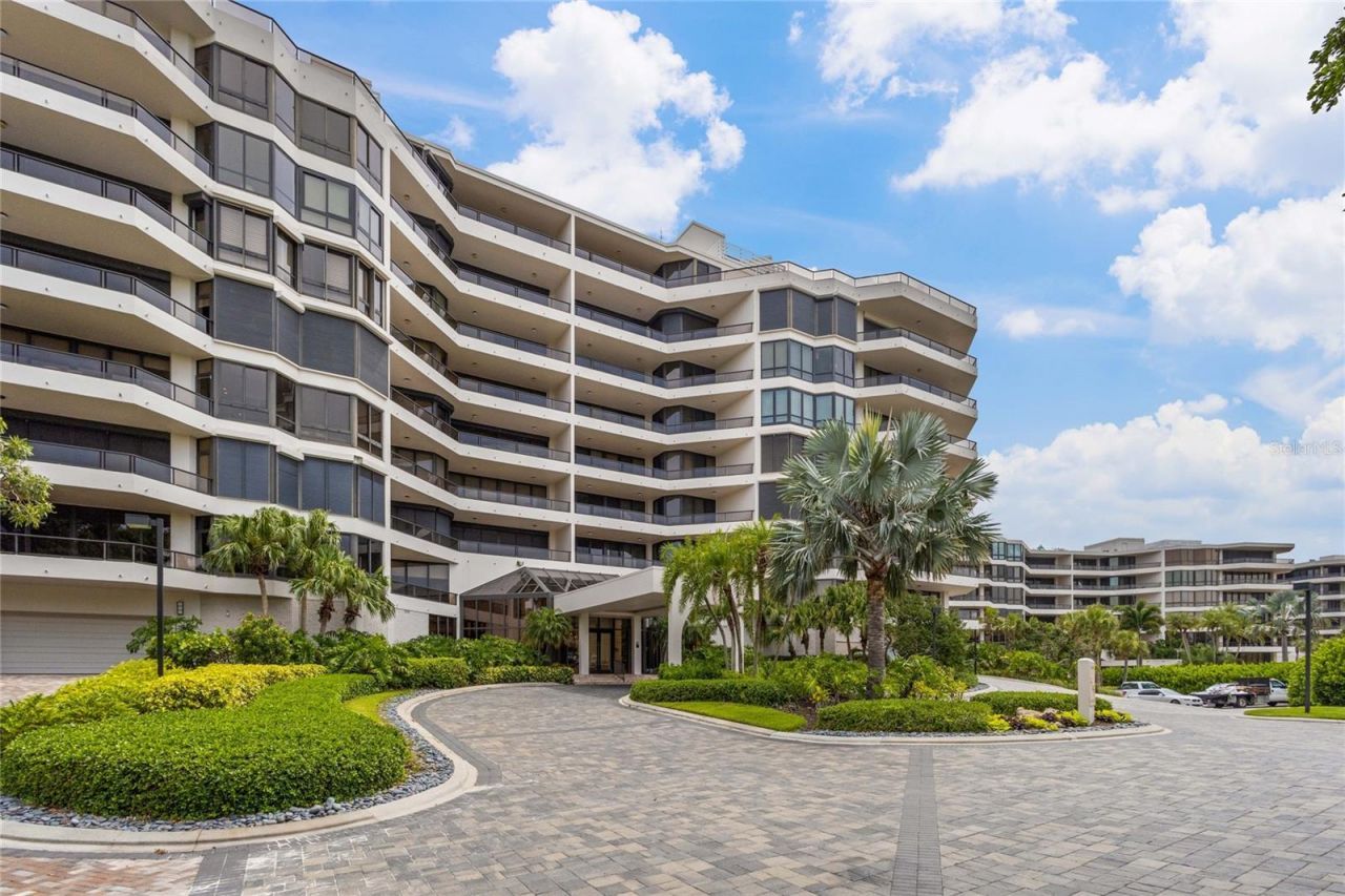 545 Sanctuary Drive, Unit B204, Longboat Key, FL 34228 Photo