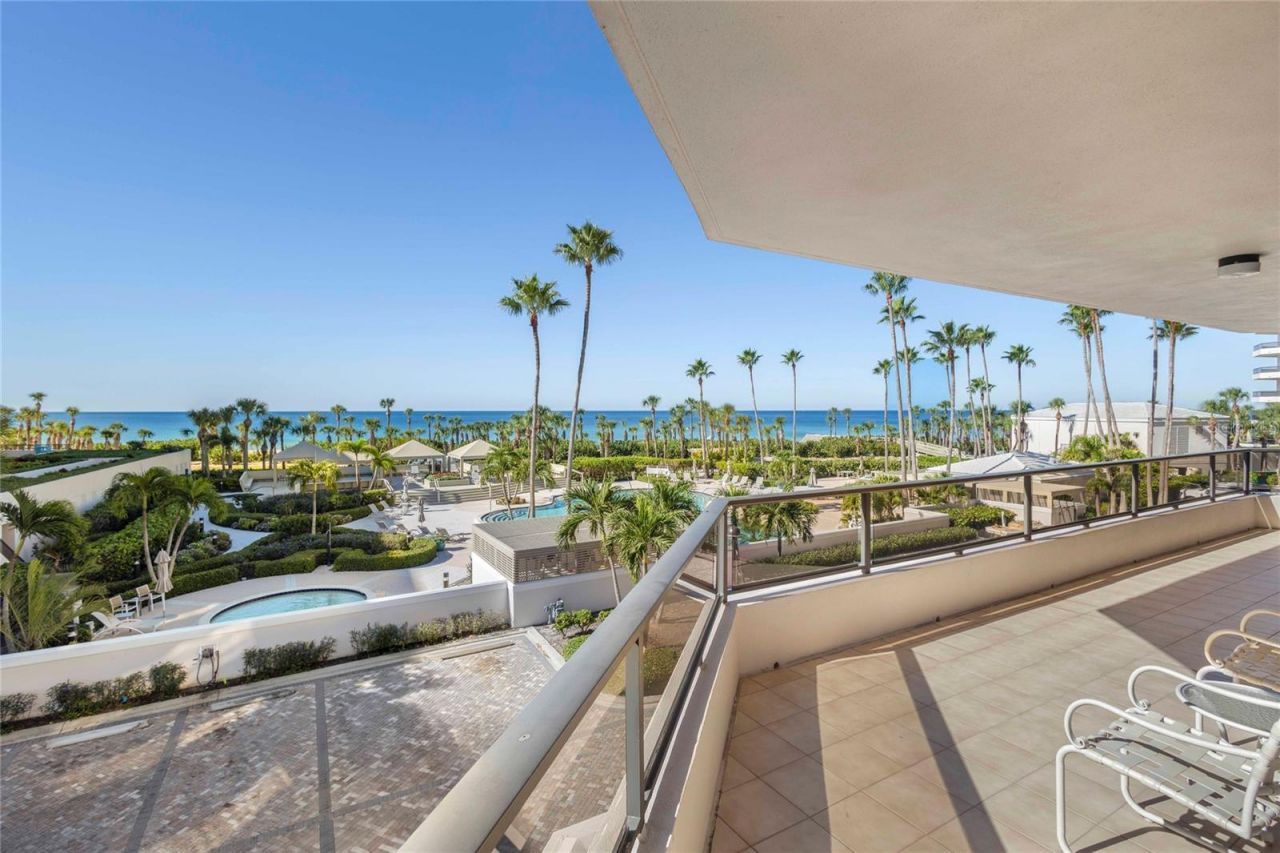 545 Sanctuary Drive, Unit B204, Longboat Key, FL 34228 Photo