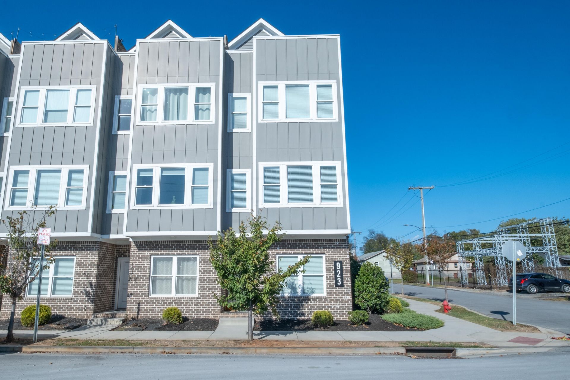 923 E 17th Street Chattanooga, TN 37408