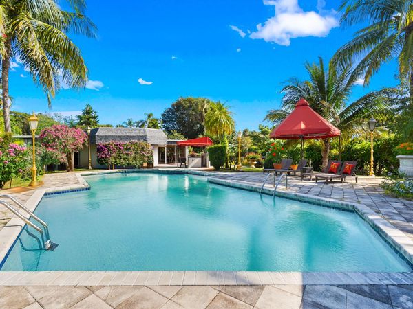 5104 White Oak Lane E, Tamarac, FL 33319