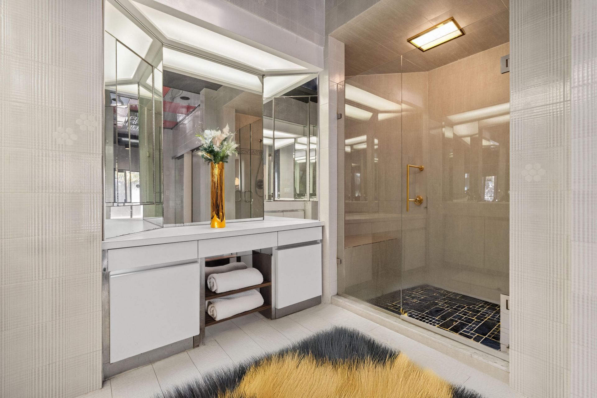 5104 White Oak Lane E, Tamarac, FL 33319 Photo