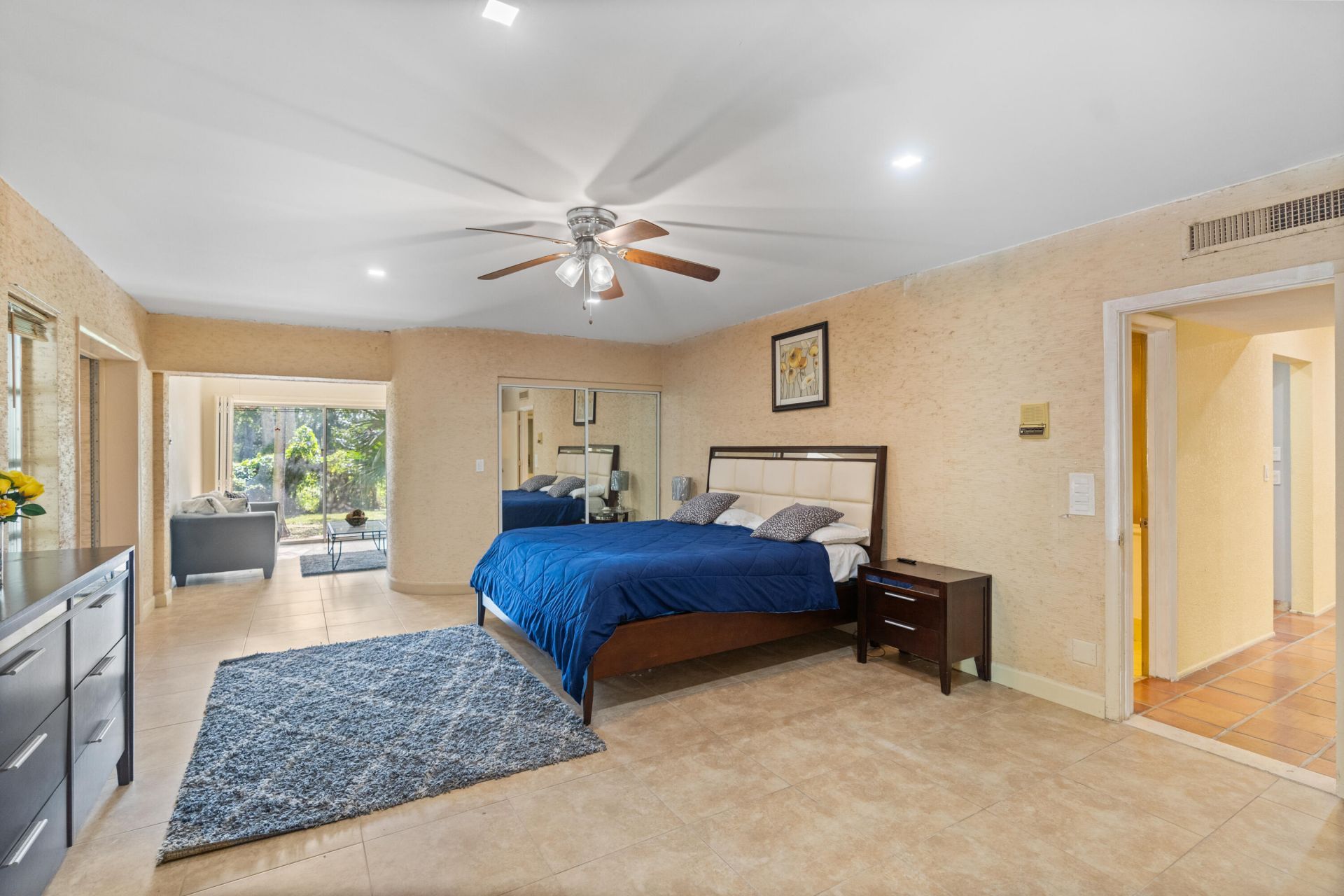 5104 White Oak Lane E, Tamarac, FL 33319 Photo