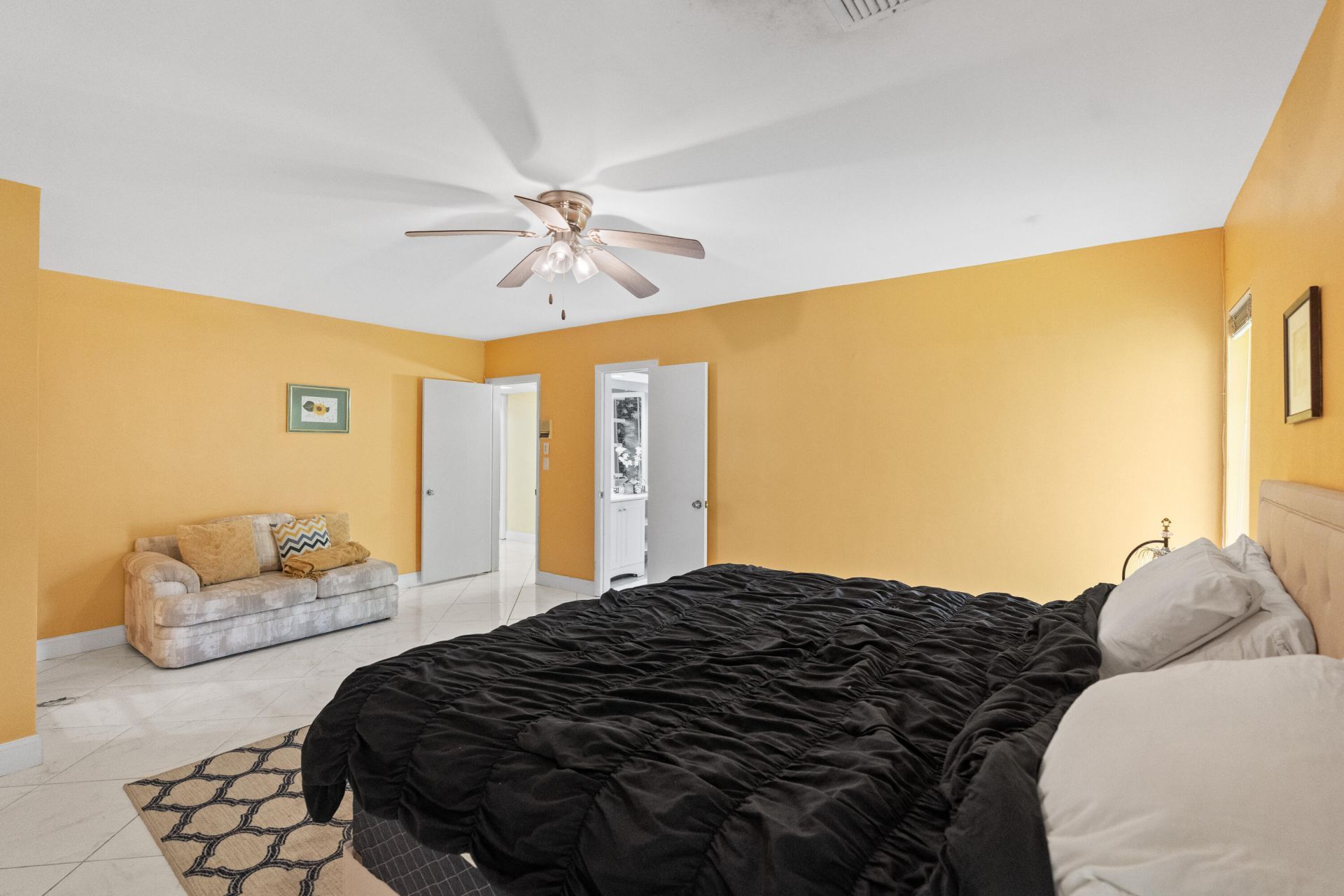 5104 White Oak Lane E, Tamarac, FL 33319 Photo