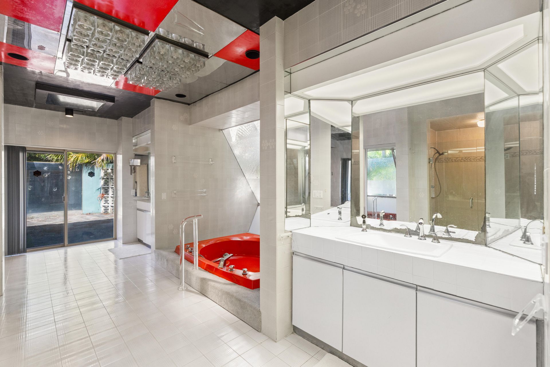 5104 White Oak Lane E, Tamarac, FL 33319 Photo