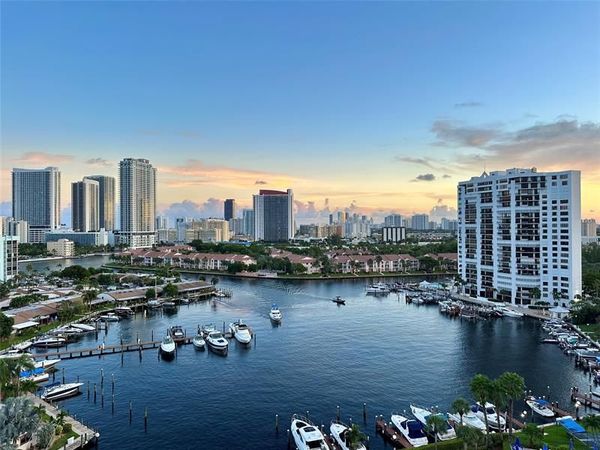 2500 Parkview Drive, Unit 1501, Hallandale Beach, FL 33009
