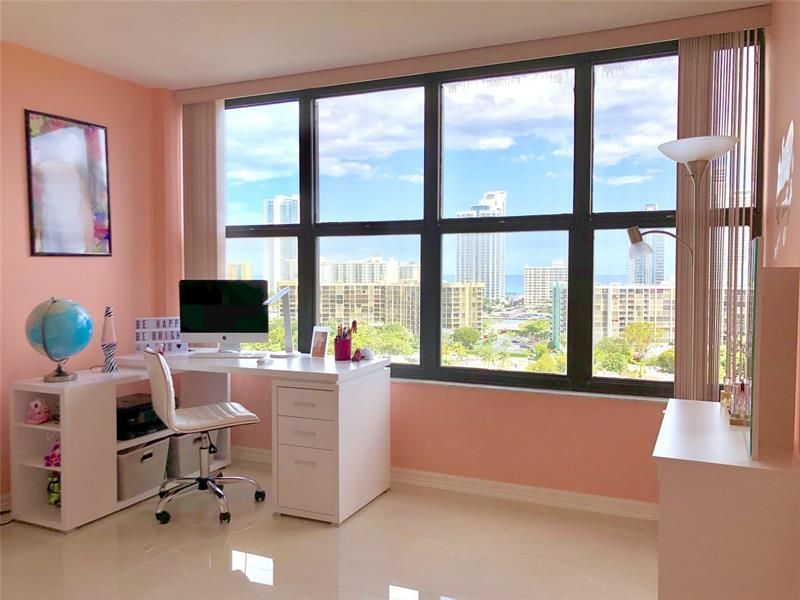 2500 Parkview Drive, Unit 1501, Hallandale Beach, FL 33009 Photo