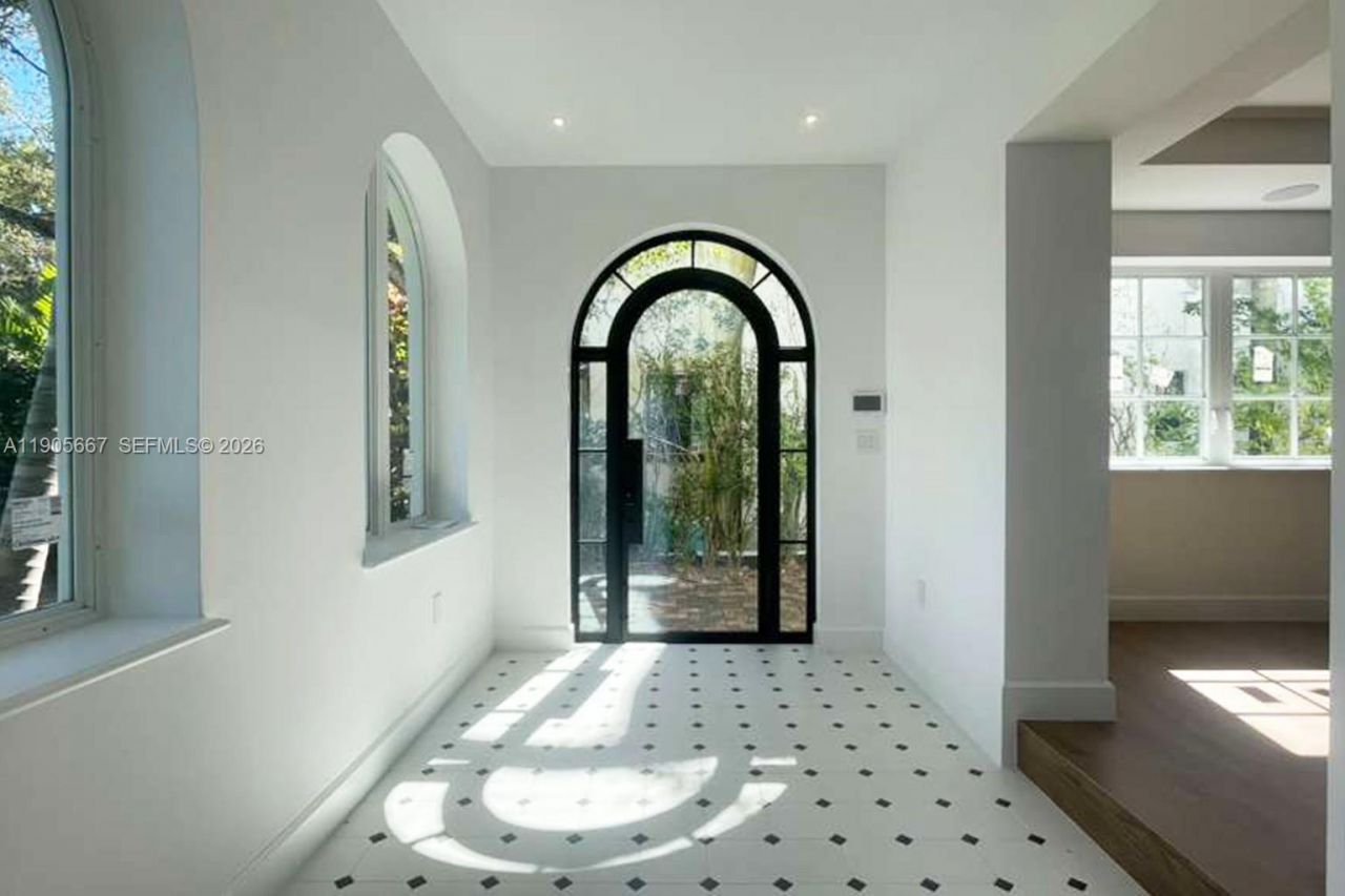 4100 Monserrate St, Coral Gables, FL 33146 Photo