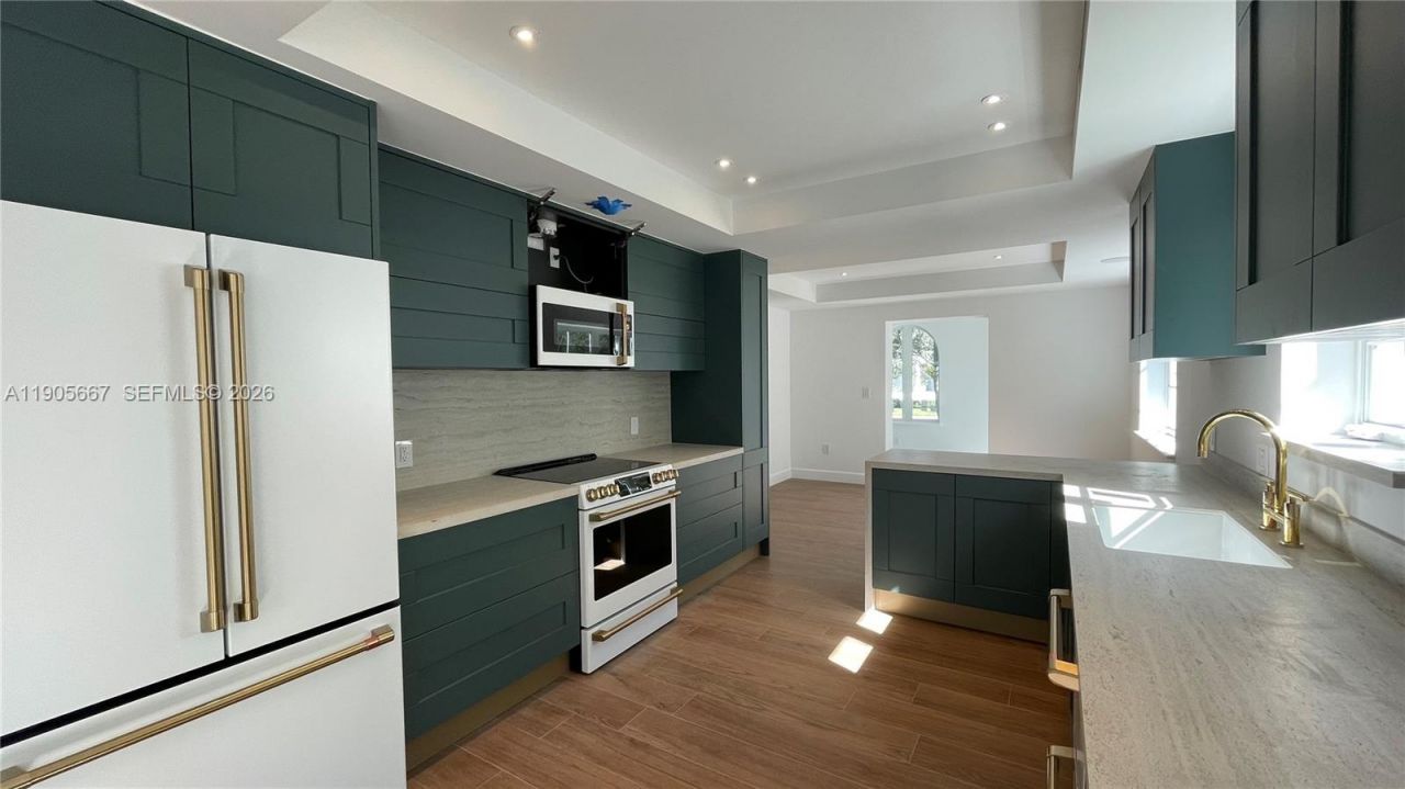 4100 Monserrate St, Coral Gables, FL 33146 Photo