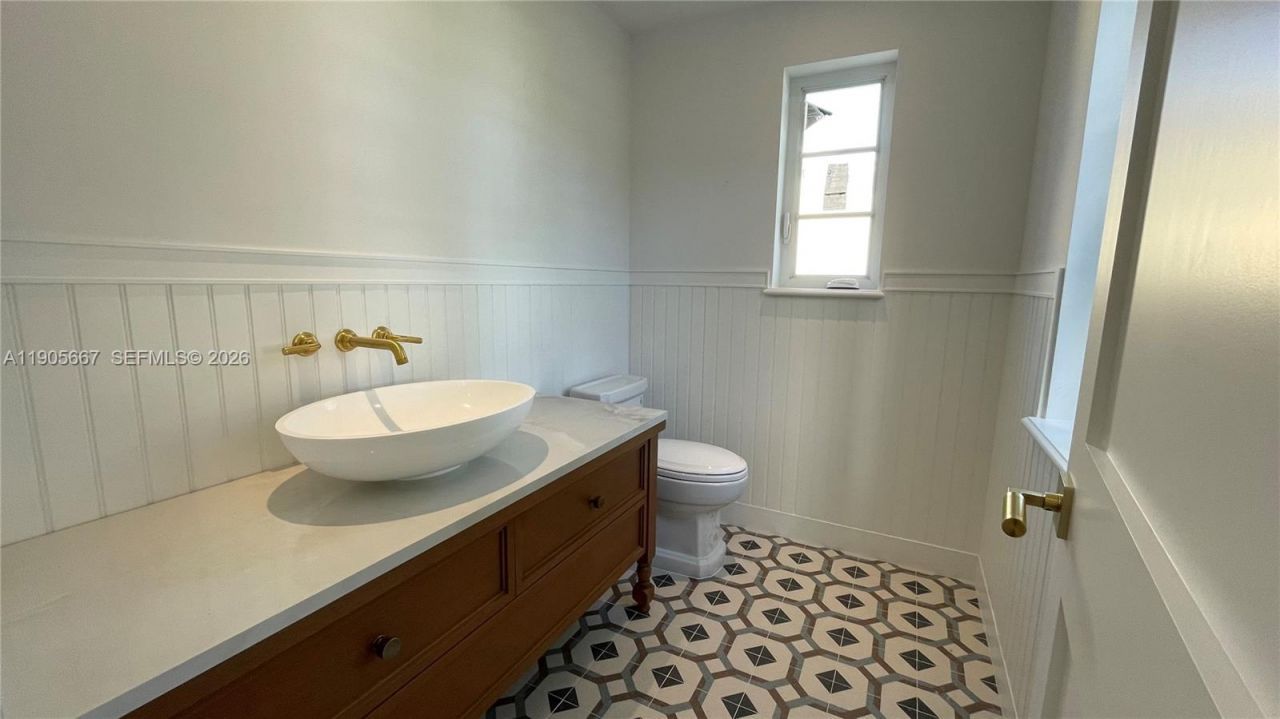 4100 Monserrate St, Coral Gables, FL 33146 Photo