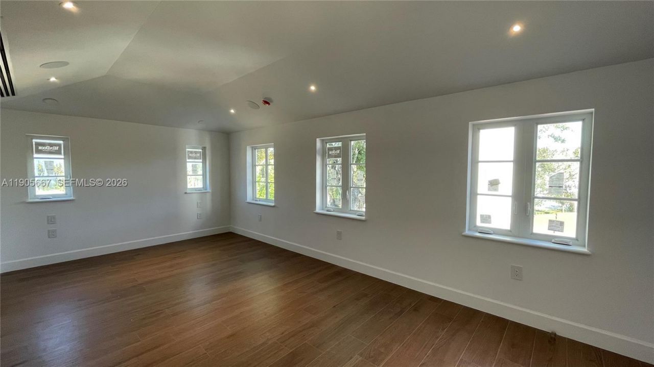 4100 Monserrate St, Coral Gables, FL 33146 Photo