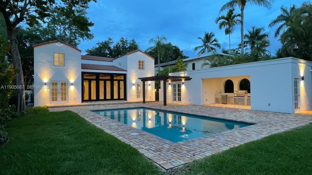 4100 Monserrate St, Coral Gables, FL 33146 Photo