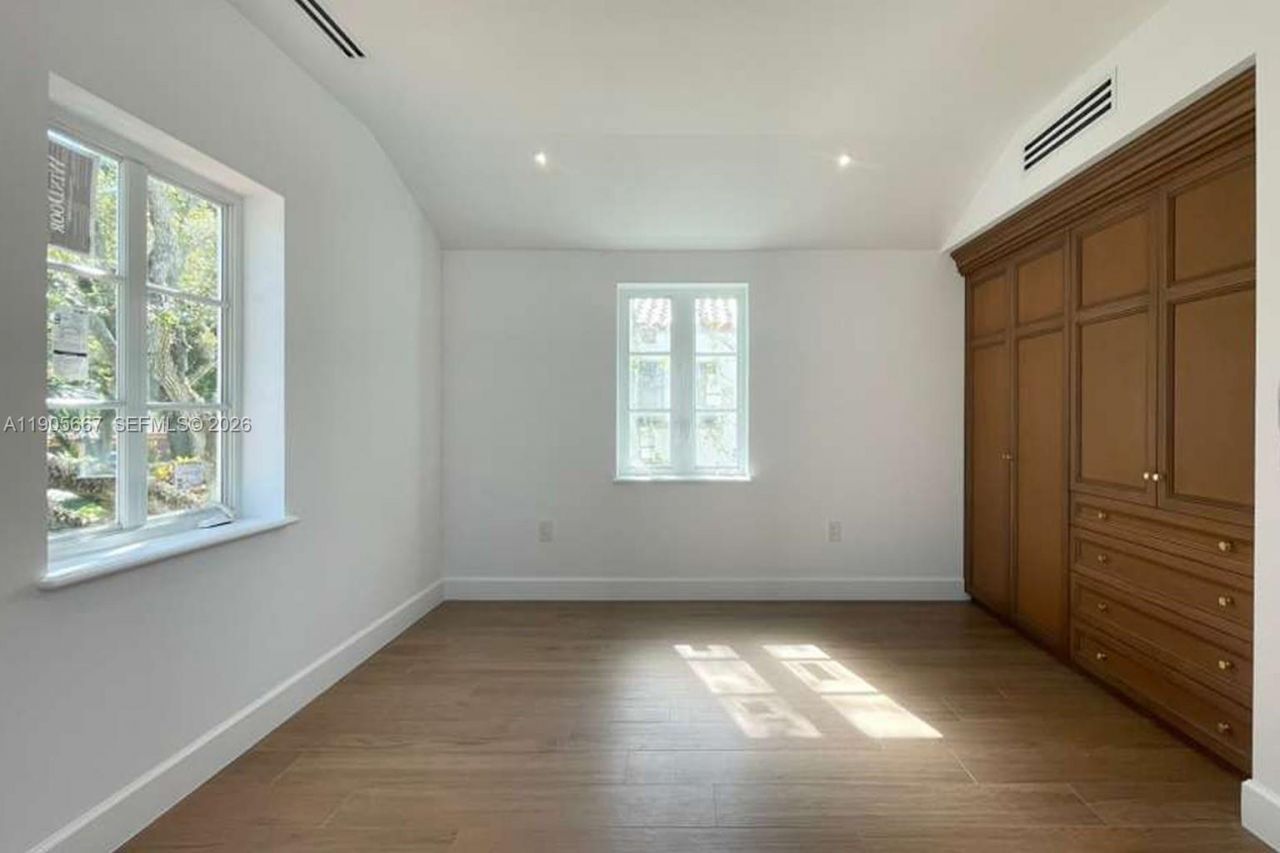 4100 Monserrate St, Coral Gables, FL 33146 Photo