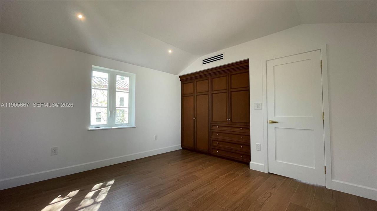 4100 Monserrate St, Coral Gables, FL 33146 Photo